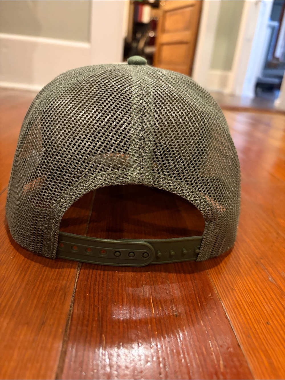 Smokey Bear "Only You" Trucker Hat in Green & Cream - Picture 3 of 3